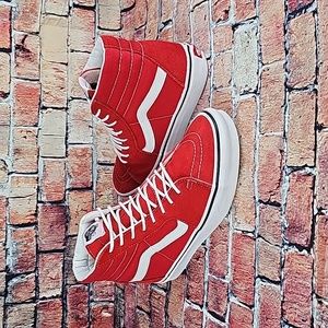 VANS WARD HITOP SHOES,  WOMANS SIZE 9.5 GUC RED/WHITE